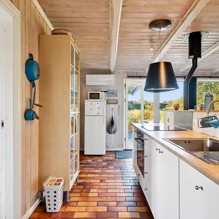 Spacious Activity On A Private Plot Ideal For Families And Friends Dom wakacyjny Ørsted