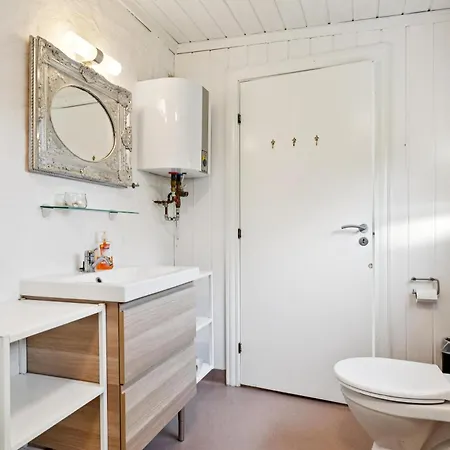 Dom wakacyjny Spacious Activity On A Private Plot Ideal For Families And Friends Ørsted