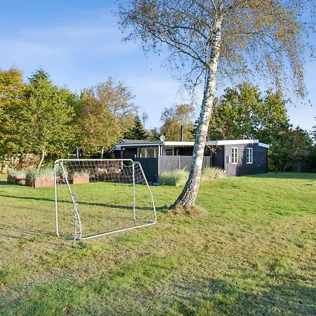 Spacious Activity On A Private Plot Ideal For Families And Friends Σπίτι διακοπών