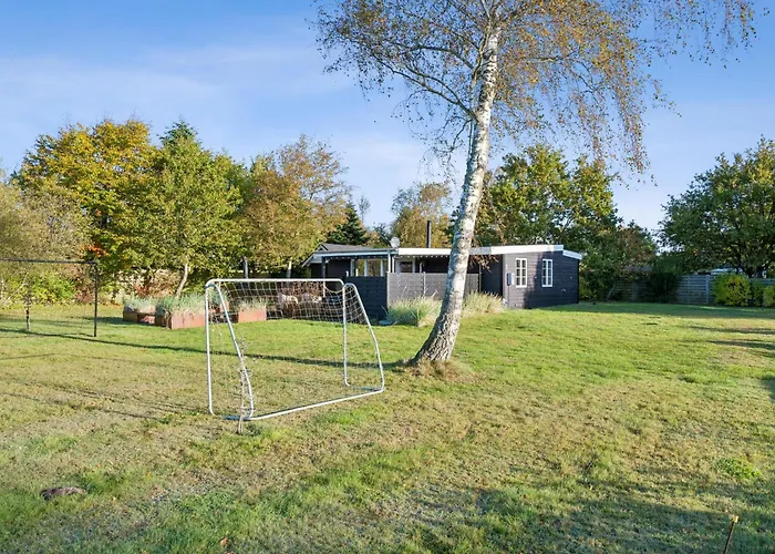 Spacious Activity On A Private Plot Ideal For Families And Friends Dom wakacyjny